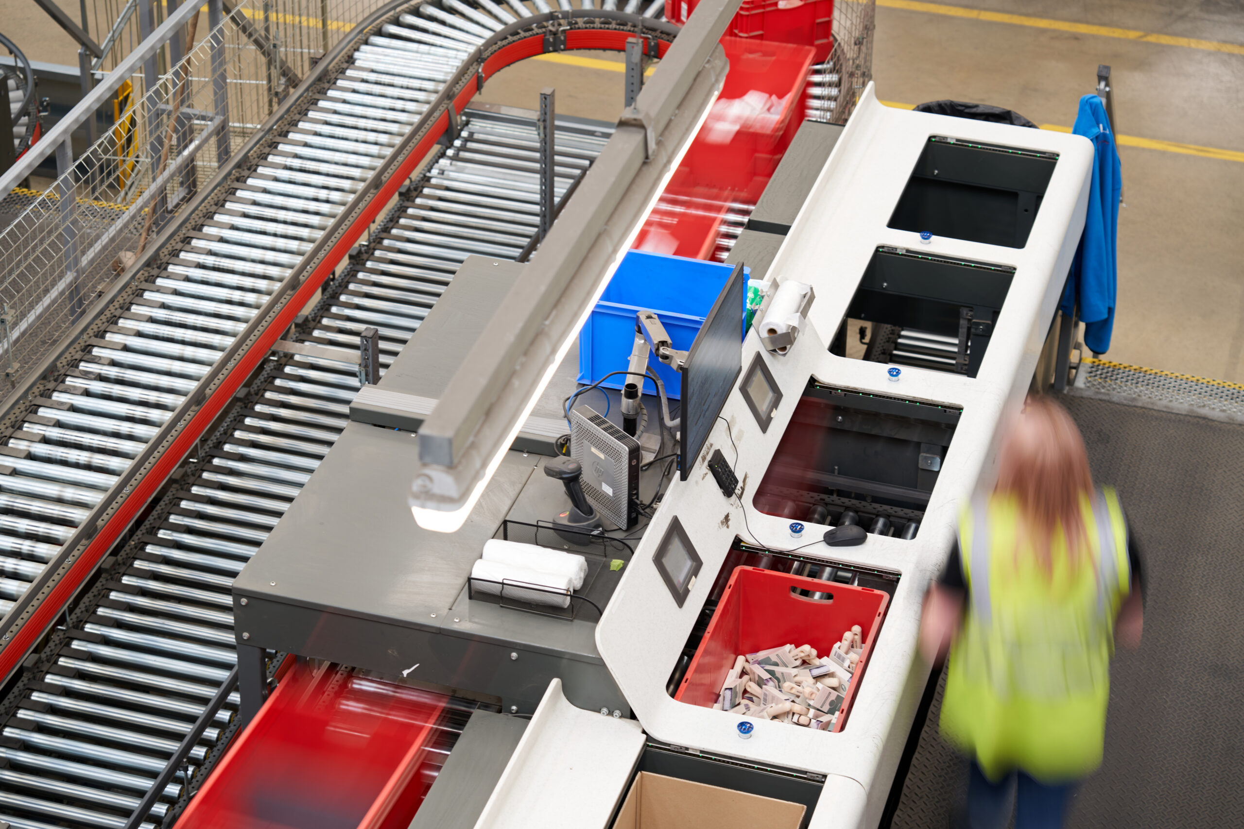 Trends for 2026: unified control will define warehouse automation