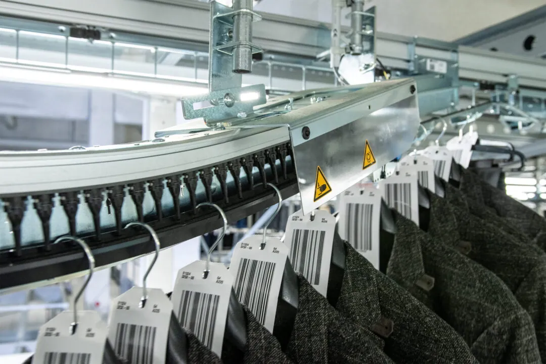 Multi-channel fulfilment for luxury fashion retailer